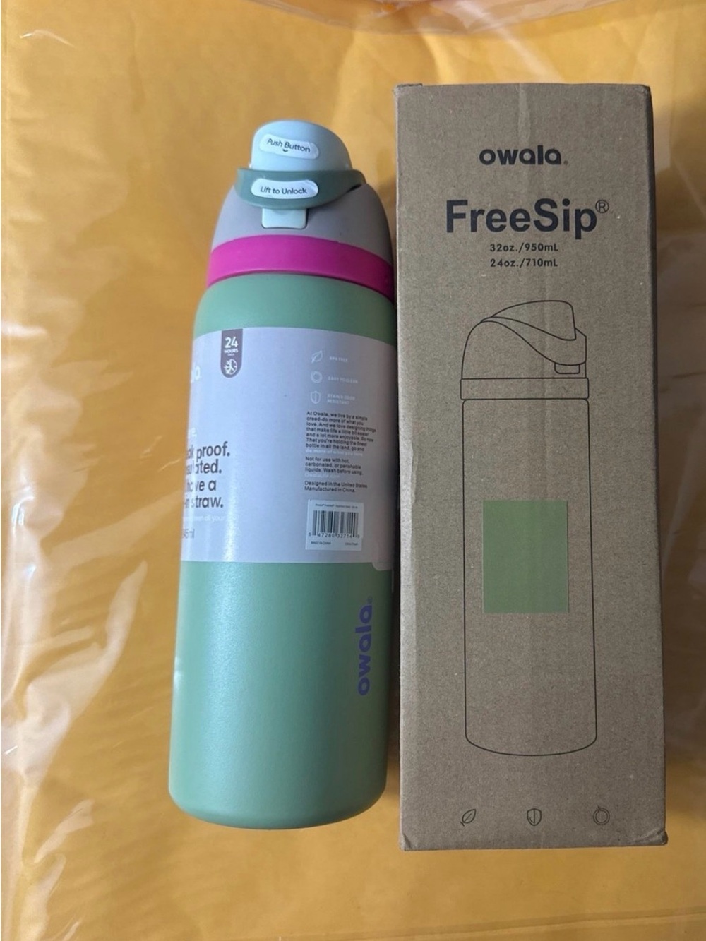 FreeSip bottle 32 oz Owala